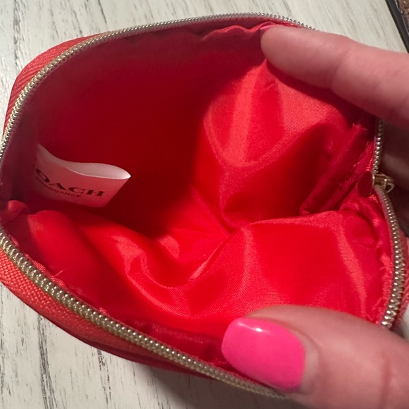 NWOT Coach Coin Purse - Picture 4 of 4